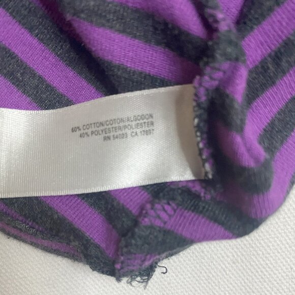 Old Navy Striped T-shirt Purple size Medium Long Sleeves - Picture 7 of 7